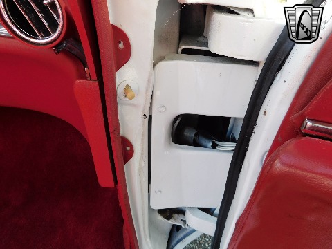 1965 Cadillac DeVille image 92