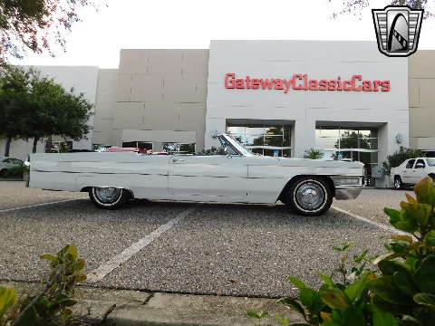 1965 Cadillac DeVille image 15