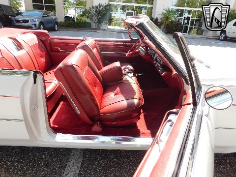 1965 Cadillac DeVille image 99