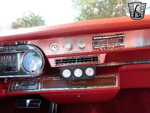 1965 Cadillac DeVille image 101