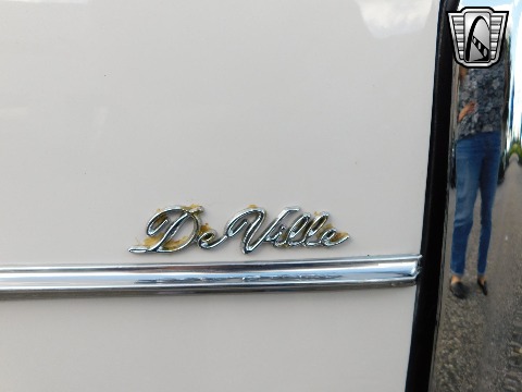 1965 Cadillac DeVille image 27