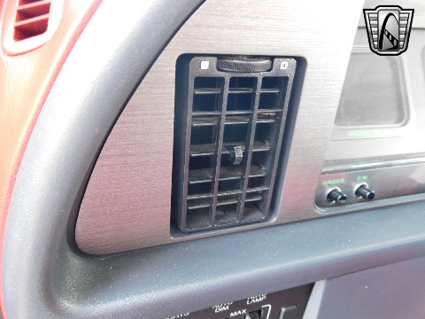 1986 Ford Thunderbird image 85