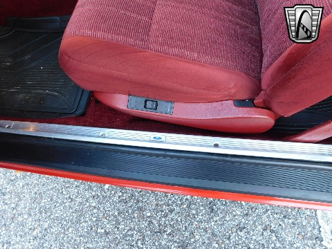 1986 Ford Thunderbird image 68