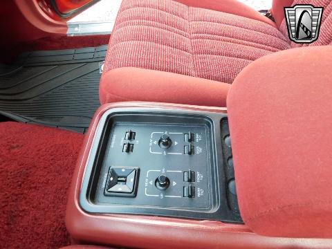 1986 Ford Thunderbird image 94