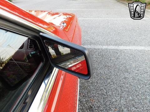 1986 Ford Thunderbird image 45