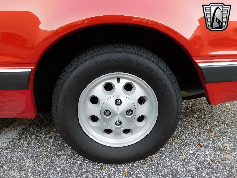 1986 Ford Thunderbird image 27