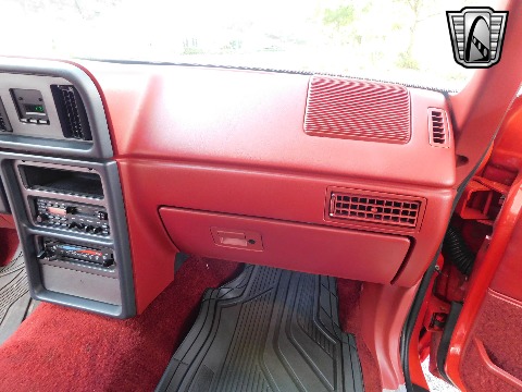 1986 Ford Thunderbird image 105