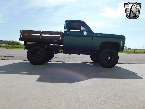 1976 GMC Sierra image 9