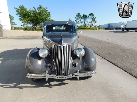 1936 Ford Humpback image 3