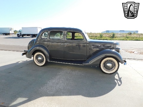 1936 Ford Humpback image 4