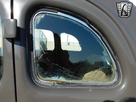 1936 Ford Humpback image 31