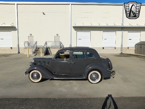 1936 Ford Humpback image 9
