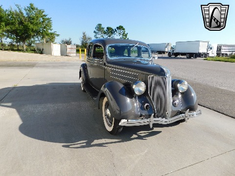 1936 Ford Humpback image 17