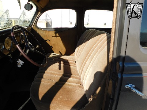 1936 Ford Humpback image 95