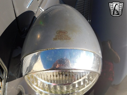 1936 Ford Humpback image 45