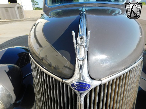 1936 Ford Humpback image 49