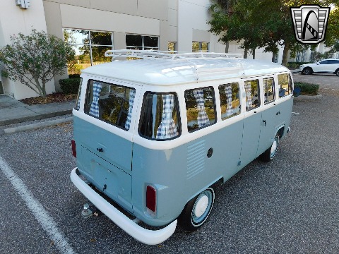 1996 Volkswagen Bus image 5