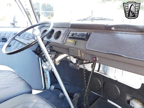 1996 Volkswagen Bus image 86