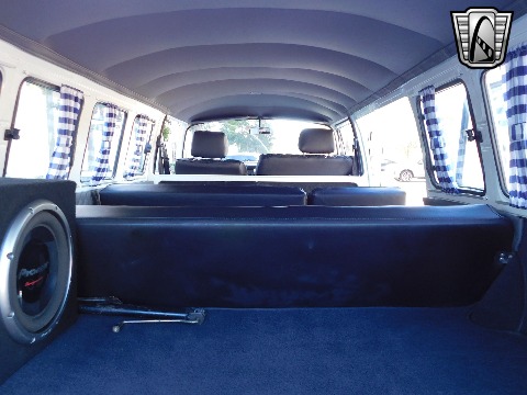 1996 Volkswagen Bus image 101