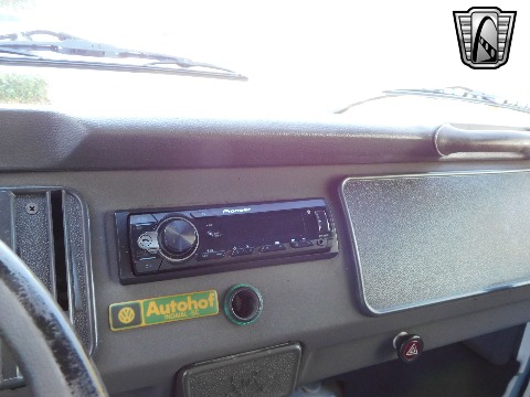 1996 Volkswagen Bus image 76