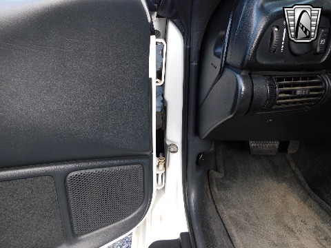 1995 Chevrolet Camaro image 61