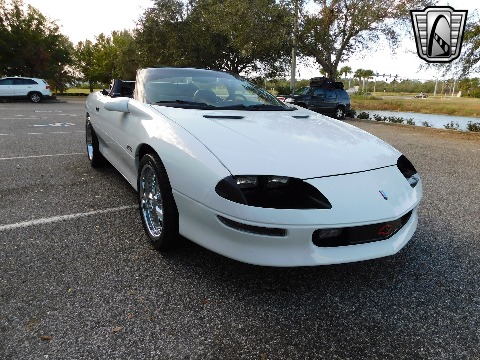 1995 Chevrolet Camaro image 10