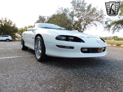 1995 Chevrolet Camaro image 11