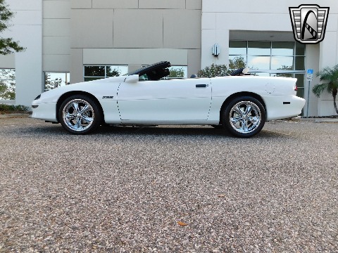 1995 Chevrolet Camaro image 22