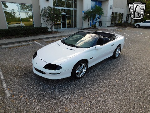 1995 Chevrolet Camaro image 24