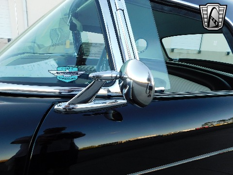 1956 Ford Thunderbird image 4