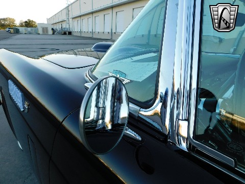 1956 Ford Thunderbird image 5