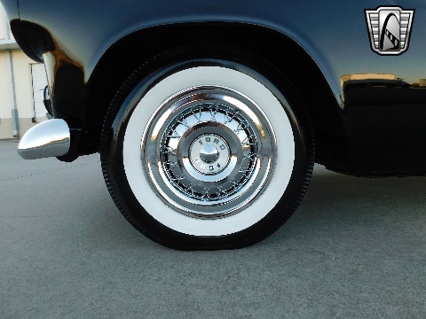 1956 Ford Thunderbird image 31