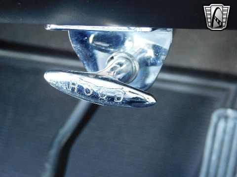 1956 Ford Thunderbird image 85