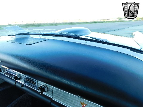 1956 Ford Thunderbird image 111