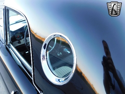 1956 Ford Thunderbird image 64