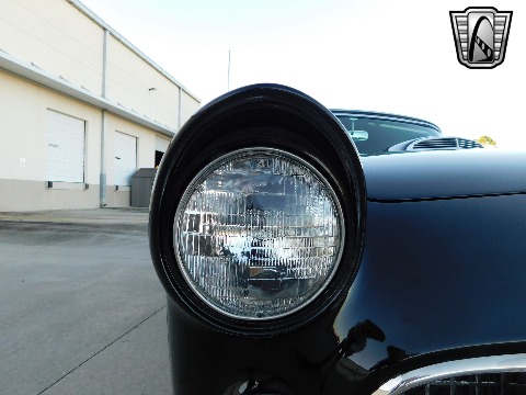 1956 Ford Thunderbird image 39