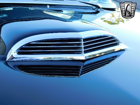 1956 Ford Thunderbird image 40