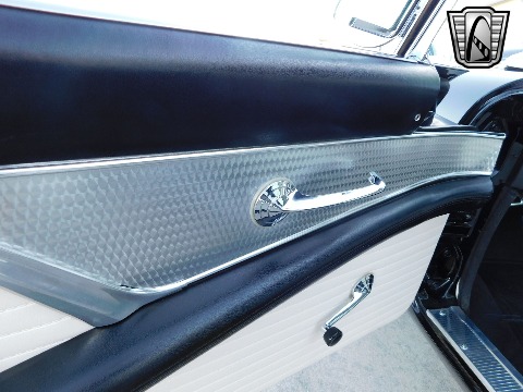 1956 Ford Thunderbird image 69