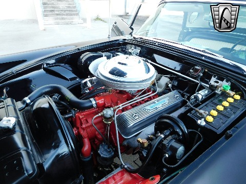 1956 Ford Thunderbird image 122