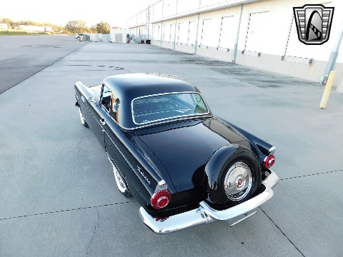 1956 Ford Thunderbird image 20
