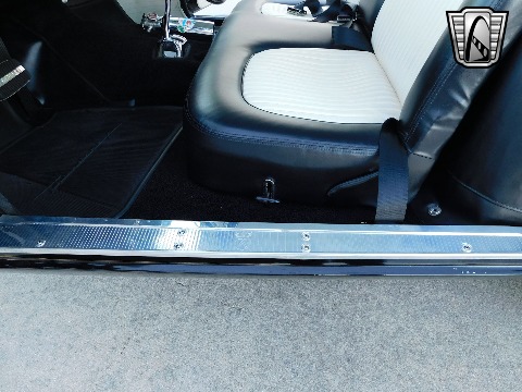 1956 Ford Thunderbird image 72