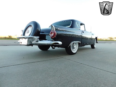 1956 Ford Thunderbird image 150