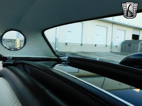 1956 Ford Thunderbird image 100