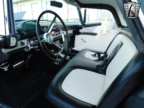 1956 Ford Thunderbird image 76