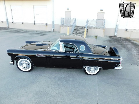 1956 Ford Thunderbird image 157