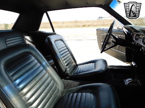 1965 Ford Mustang image 85