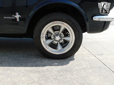 1965 Ford Mustang image 38