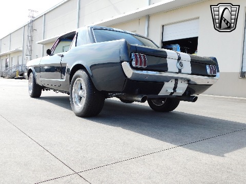 1965 Ford Mustang image 21
