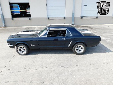 1965 Ford Mustang image 23