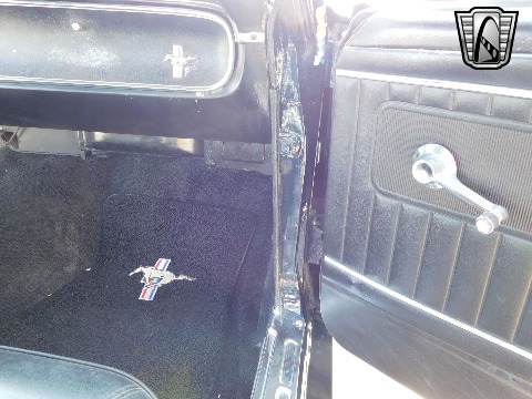 1965 Ford Mustang image 79